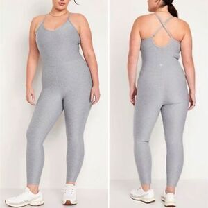 Old Navy Cloud+ Jumpsuit Size 2X Gray One Piece Activewear Go-Dry Shelf Bra